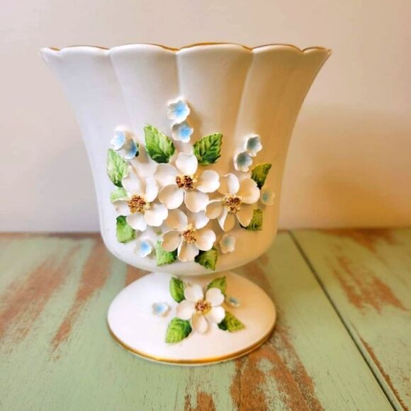 1950's Norcrest Dogwood or Cherry Blossom Flower Pedestal Vase - Picture 2 of 14